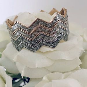 Chevron set of 4 gold and silver rhinestone nesting bracelets 2-gold 2-silver